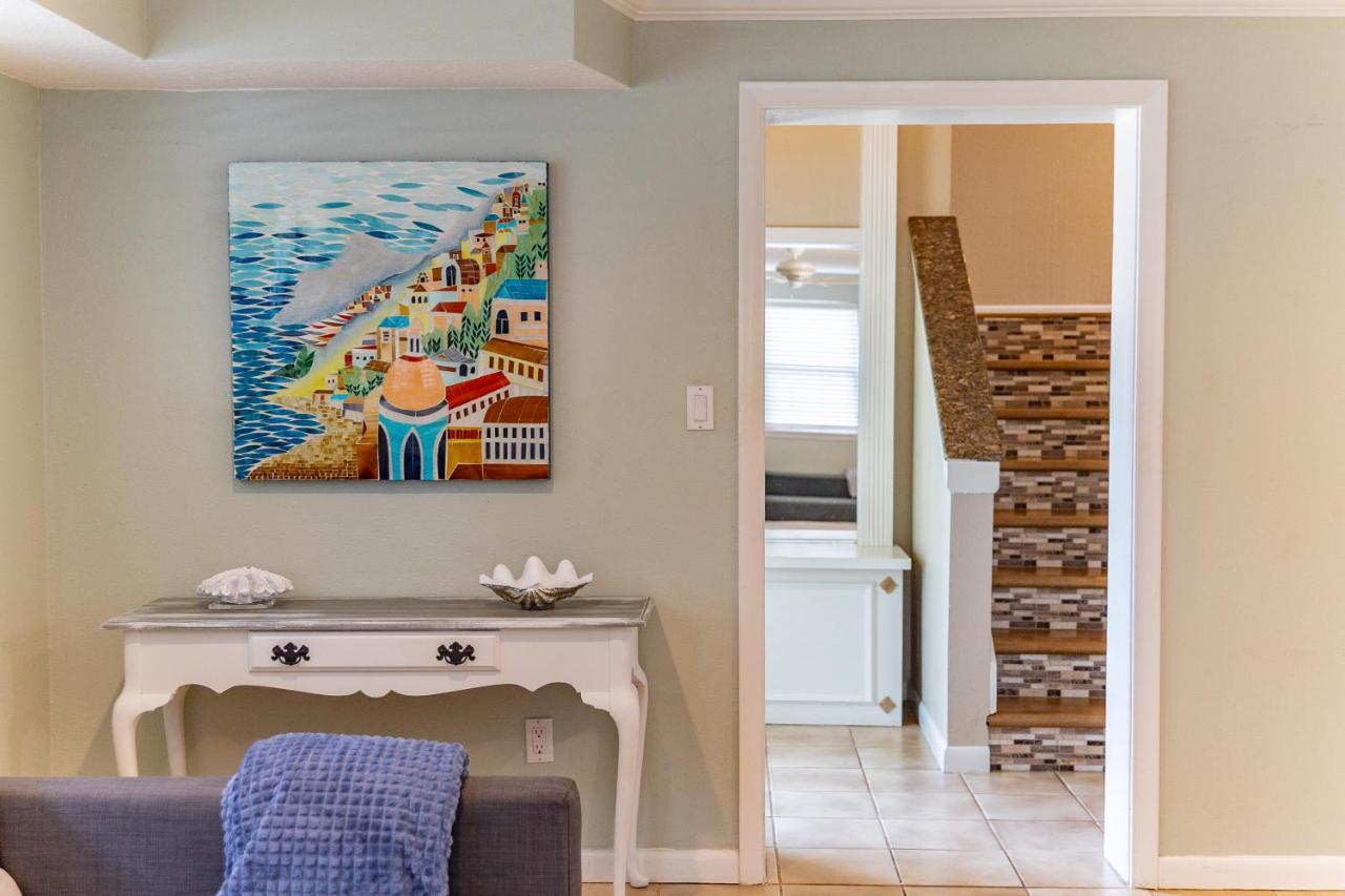 Pool & Hot Tub Home W Game Room! 1 Mile To Beach! Джаксънвил Бийч Екстериор снимка