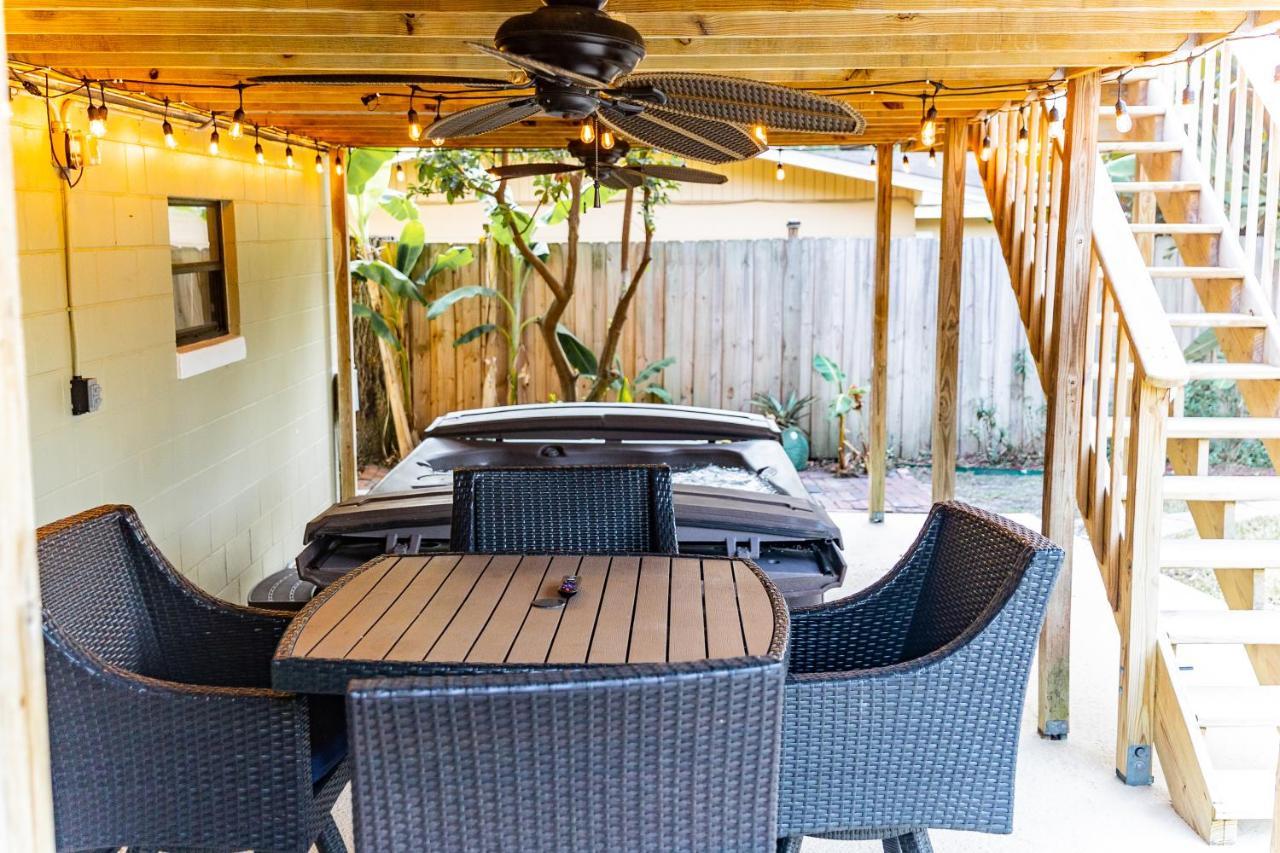 Pool & Hot Tub Home W Game Room! 1 Mile To Beach! Джаксънвил Бийч Екстериор снимка