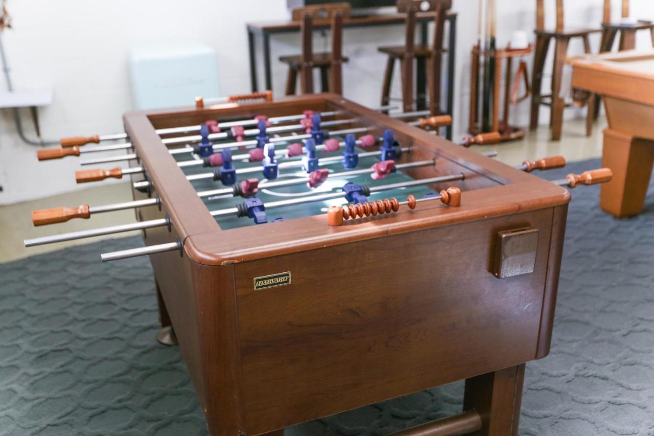 Pool & Hot Tub Home W Game Room! 1 Mile To Beach! Джаксънвил Бийч Екстериор снимка