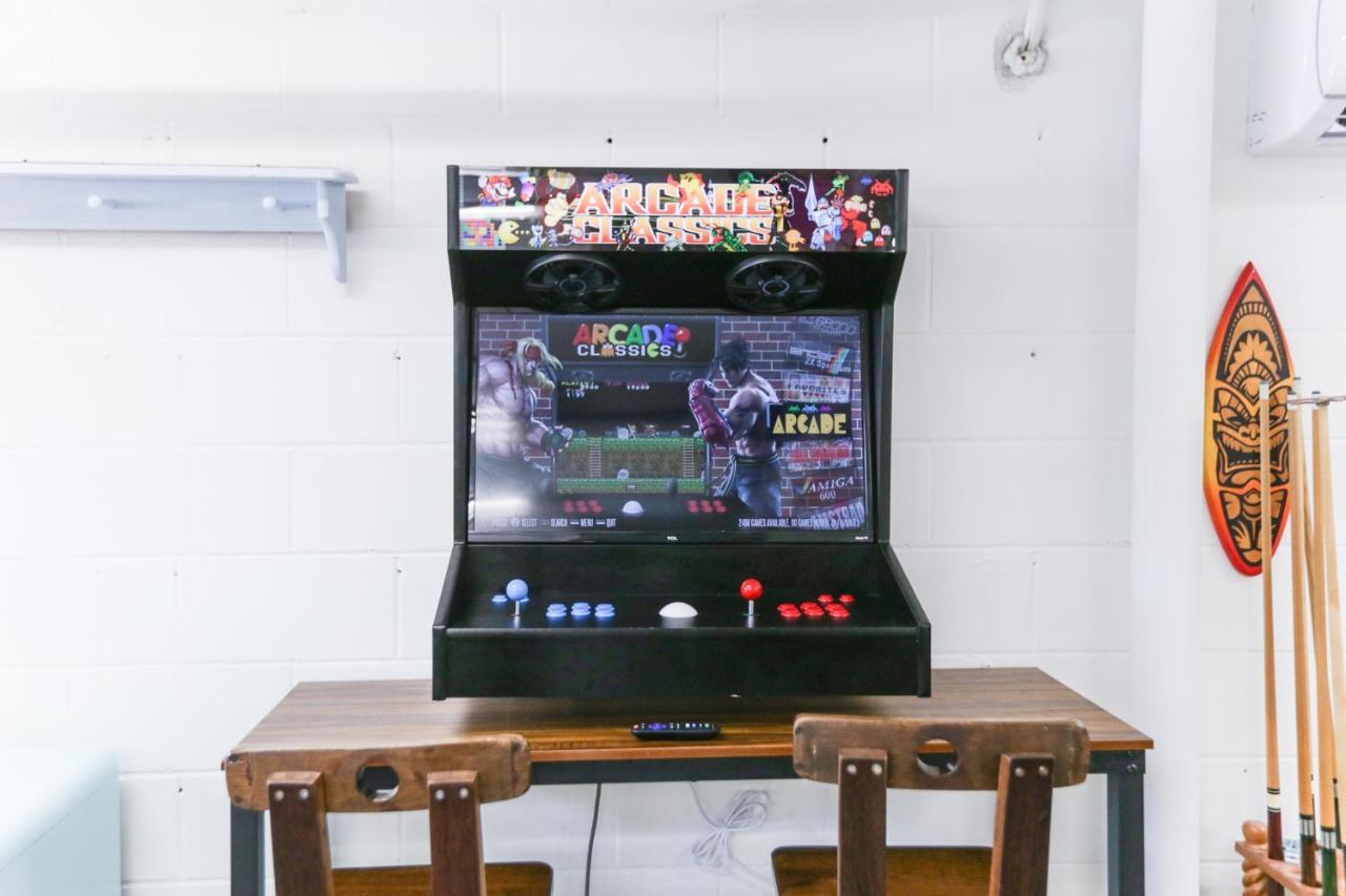 Pool & Hot Tub Home W Game Room! 1 Mile To Beach! Джаксънвил Бийч Екстериор снимка